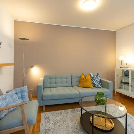 Cozy Duplex Garden & Family Comfort Apartment