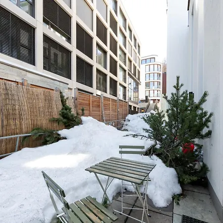 Cozy Duplex Garden & Family Comfort *