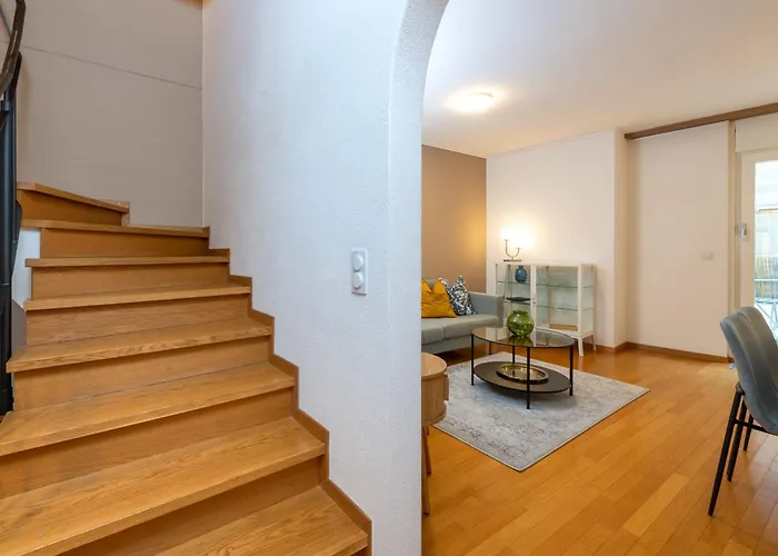 Apartman Cozy Duplex Garden & Family Comfort