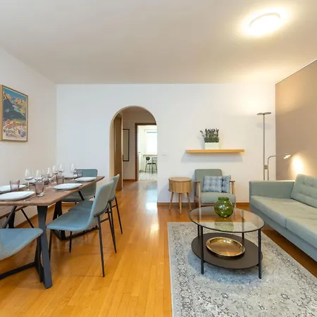 Appartement Cozy Duplex Garden & Family Comfort