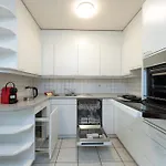 شقة Cozy Duplex Garden & Family Comfort *