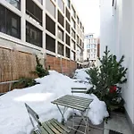 Cozy Duplex Garden & Family Comfort *