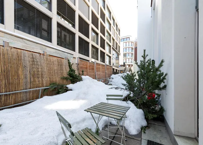 Cozy Duplex Garden & Family Comfort *